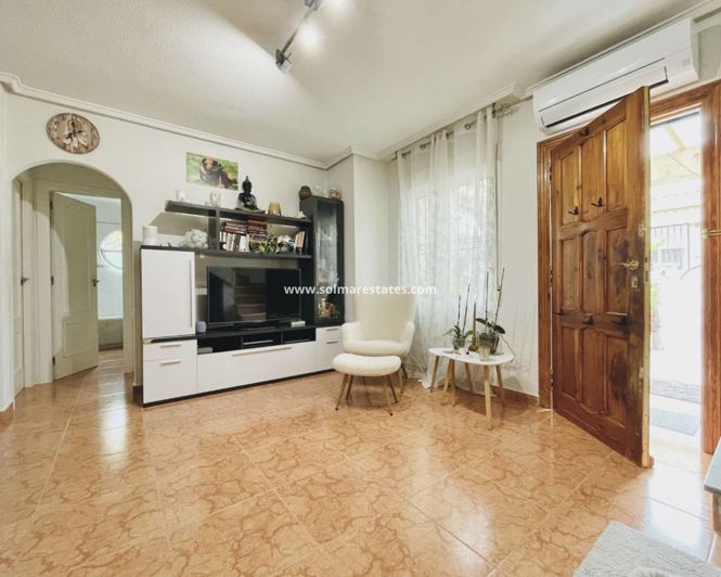 Image No.19-Quad de 3 chambres à vendre à Punta Prima