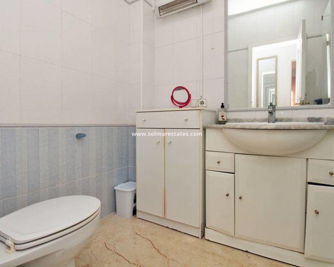 Image No.12-3 Bed House for sale