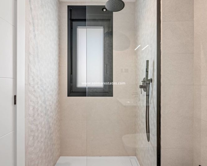 Image No.27-3 Bed Villa for sale