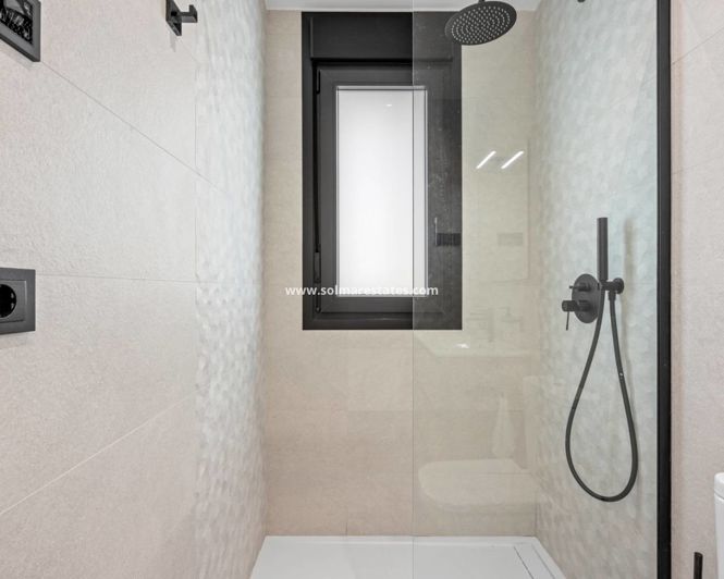 Image No.29-3 Bed Villa for sale