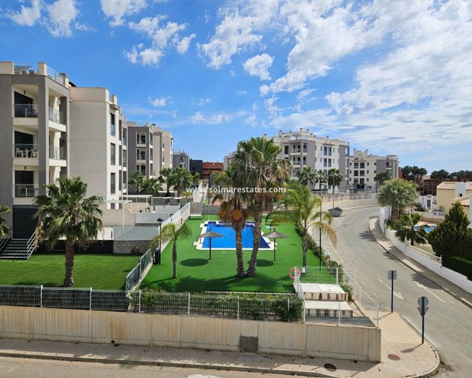 Image No.50-2 Bed Apartment for sale