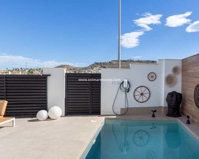 Image No.2-3 Bed House for sale