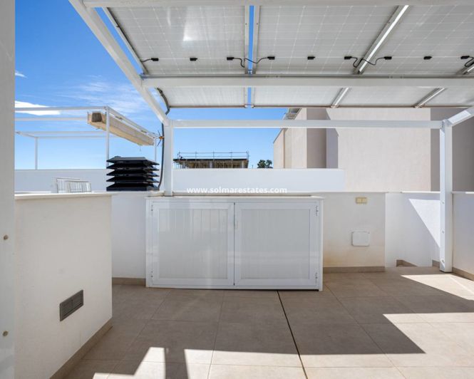 Image No.34-3 Bed House for sale