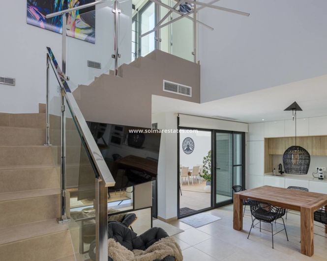 Image No.41-3 Bed House for sale