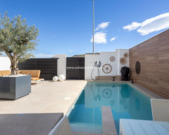 Image No.46-3 Bed House for sale