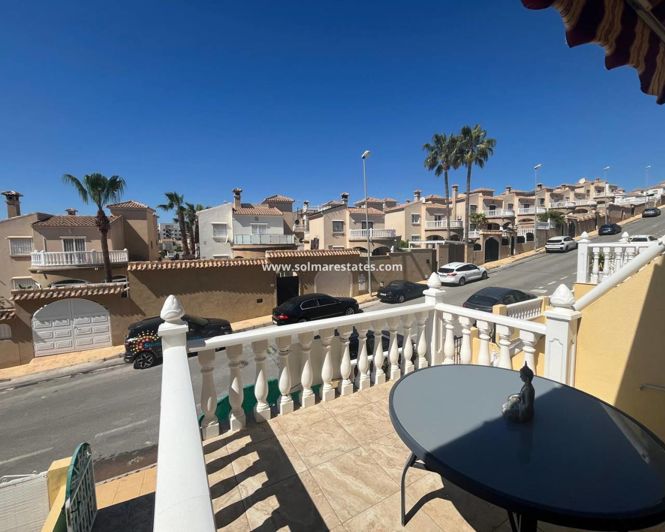 Image No.2-2 Bed Townhouse for sale