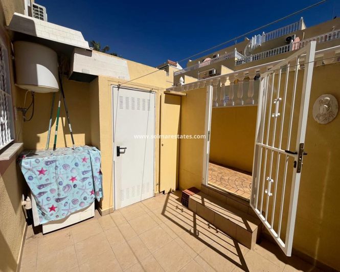 Image No.26-2 Bed Townhouse for sale