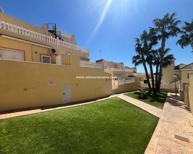 Image No.28-2 Bed Townhouse for sale