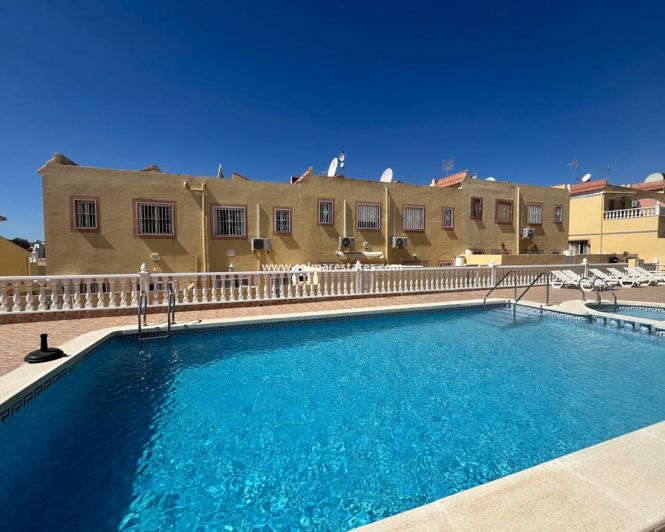 Image No.34-2 Bed Townhouse for sale