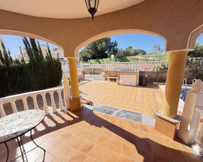 Image No.32-3 Bed Villa for sale