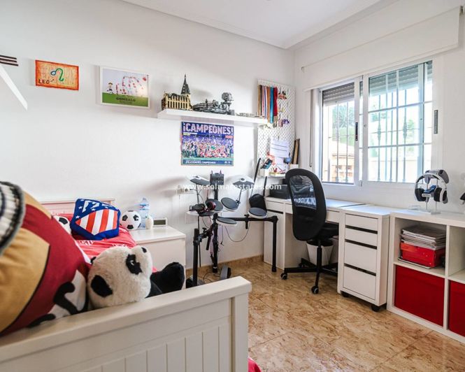 Image No.17-Villa de 2 chambres à vendre à Guardamar del Segura