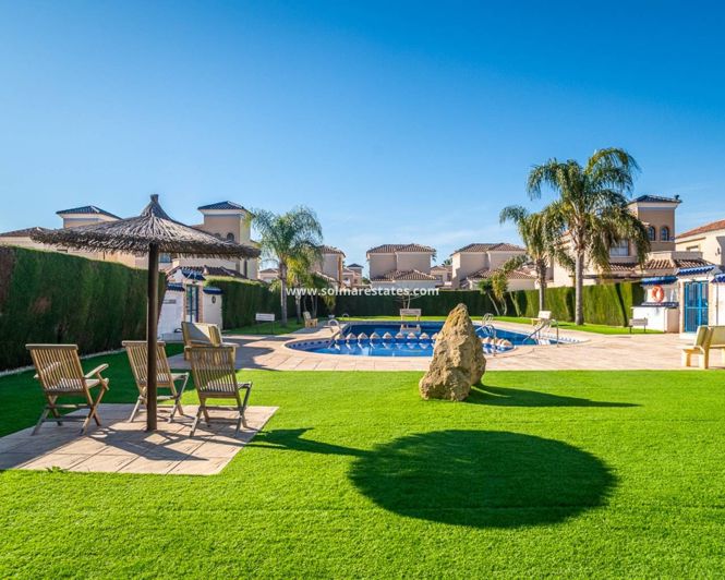 Image No.27-Villa de 2 chambres à vendre à Guardamar del Segura