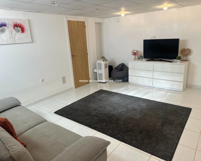 Image No.21-3 Bed Quad for sale