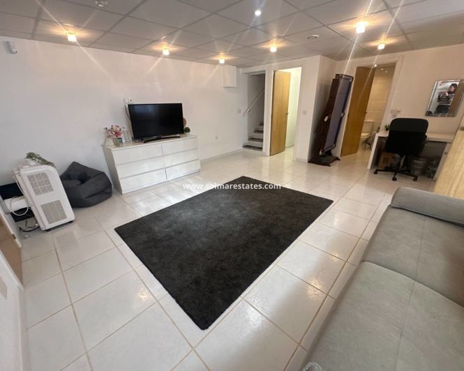 Image No.25-3 Bed Quad for sale