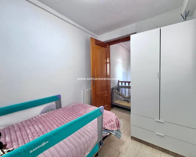 Image No.19-2 Bed Apartment for sale