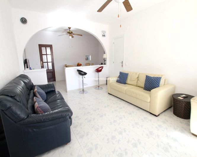 Image No.11-2 Bed Townhouse for sale