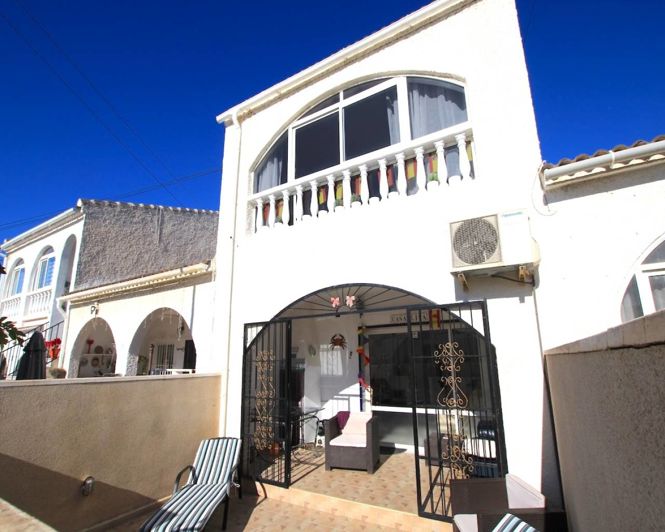 Image No.2-2 Bed Townhouse for sale