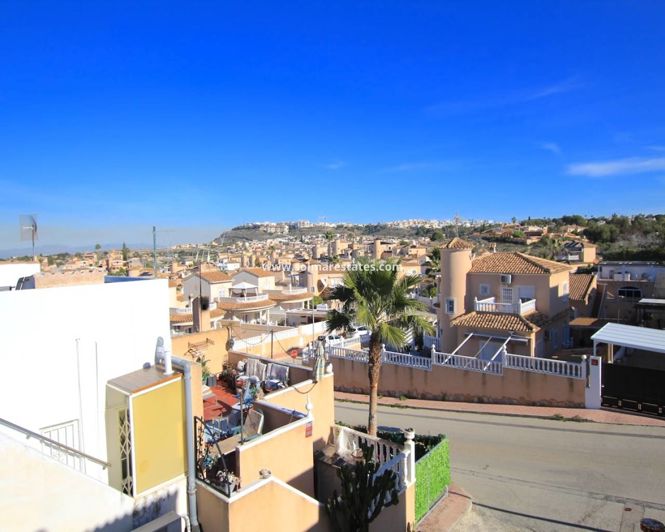 Image No.27-2 Bed Townhouse for sale