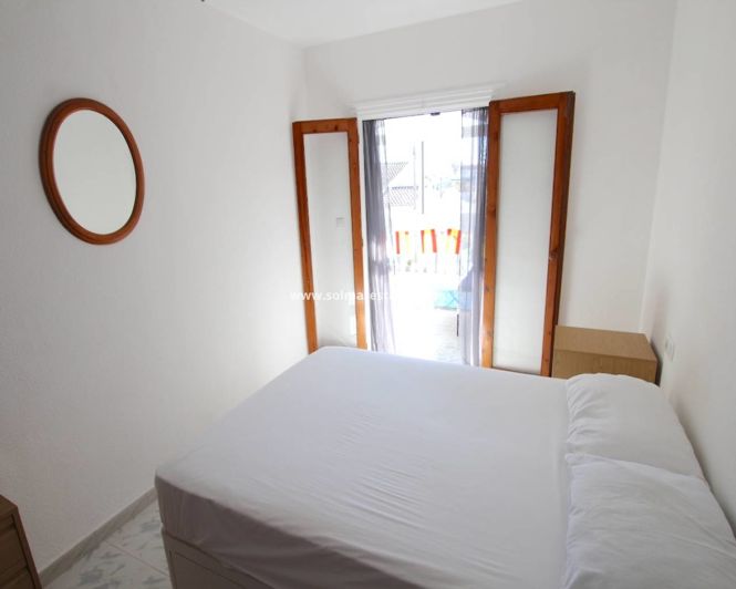 Image No.29-2 Bed Townhouse for sale