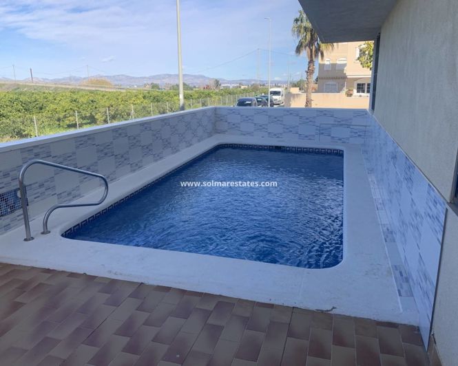 Image No.23-3 Bed Townhouse for sale