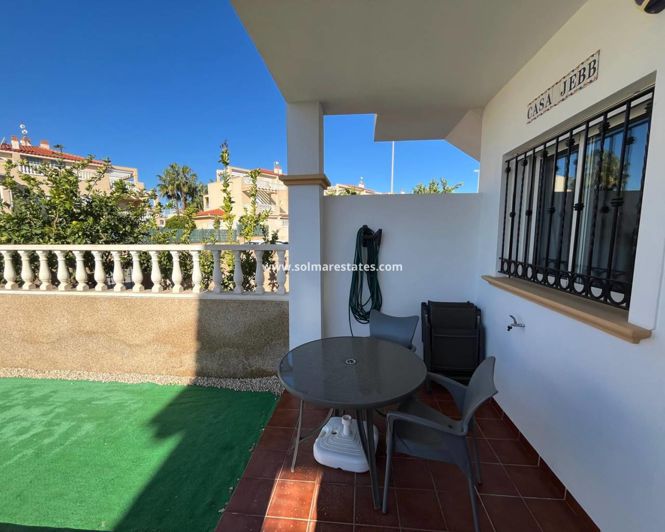 Image No.19-2 Bed Apartment for sale