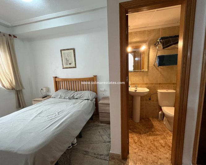 Image No.32-2 Bed Apartment for sale