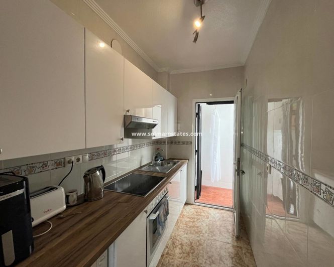 Image No.5-2 Bed Apartment for sale