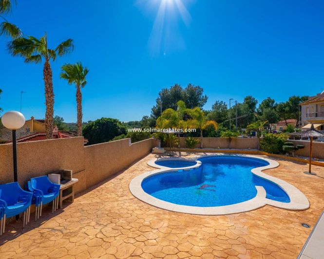 Image No.12-2 Bed Townhouse for sale