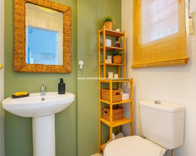 Image No.7-2 Bed Townhouse for sale