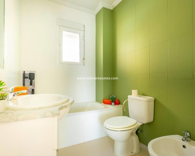 Image No.9-2 Bed Townhouse for sale