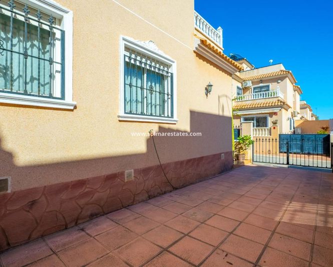 Image No.30-2 Bed Quad for sale