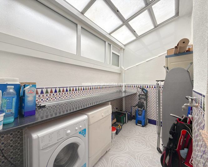 Image No.19-2 Bed Townhouse for sale