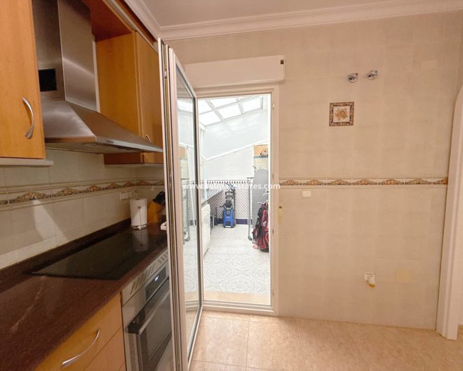 Image No.2-2 Bed Townhouse for sale