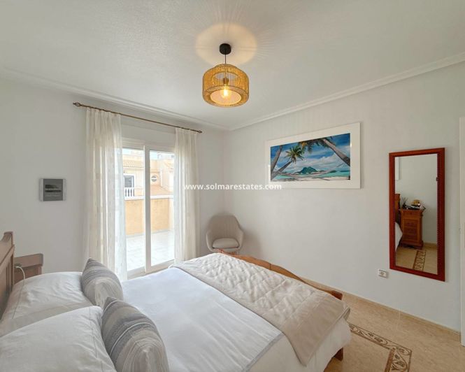 Image No.34-2 Bed Townhouse for sale