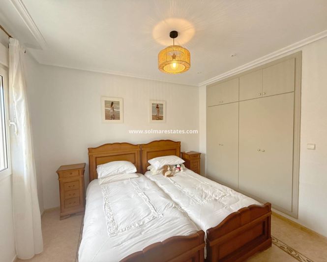 Image No.5-2 Bed Townhouse for sale