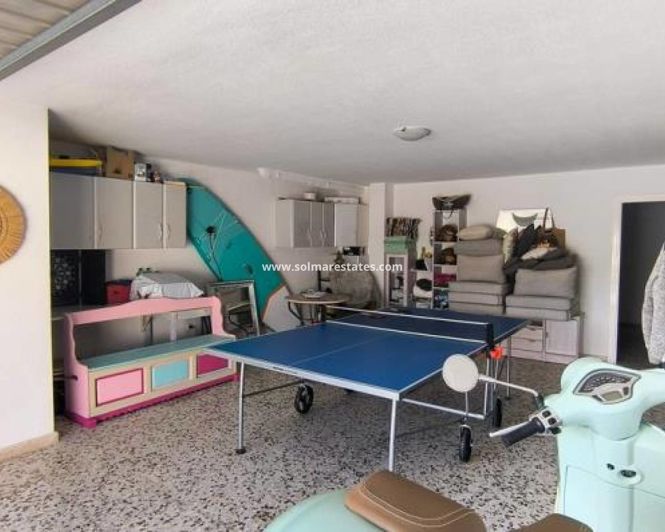 Image No.11-2 Bed Townhouse for sale