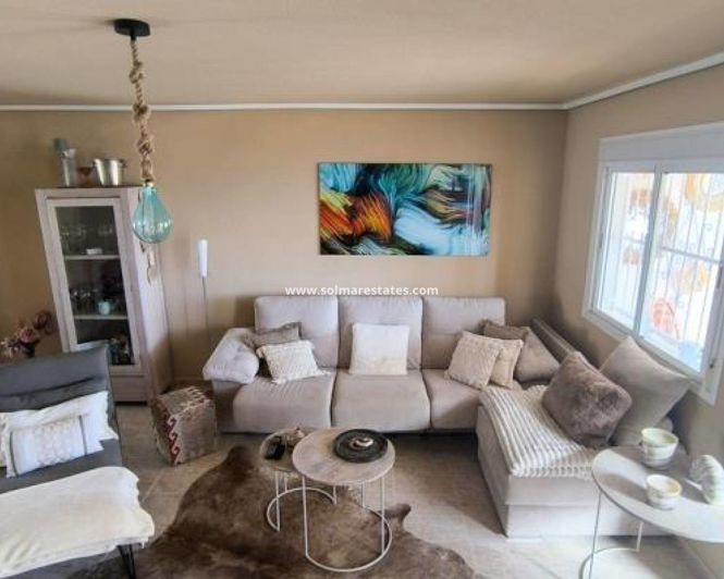 Image No.18-2 Bed Townhouse for sale