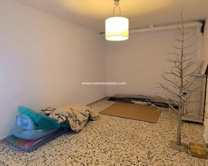 Image No.35-2 Bed Townhouse for sale