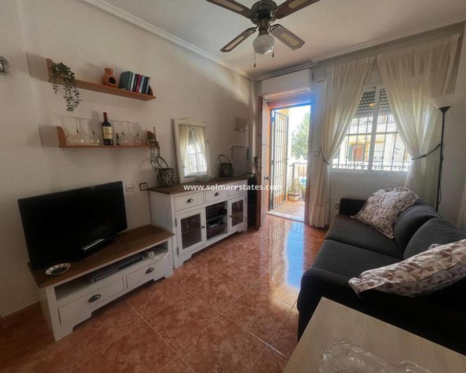 Image No.23-2 Bed Apartment for sale