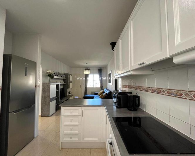 Image No.20-2 Bed Apartment for sale