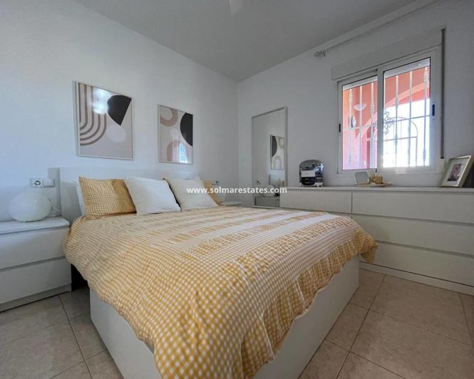 Image No.9-2 Bed Apartment for sale