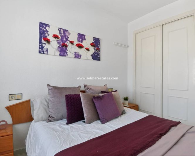 Image No.19-Appartement de 2 chambres à vendre à Torrevieja