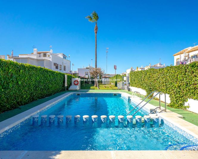 Image No.27-Appartement de 2 chambres à vendre à Torrevieja