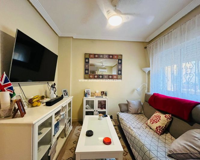 Image No.2-Maison de ville de 2 chambres à vendre à Catral