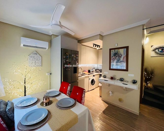 Image No.3-Maison de ville de 2 chambres à vendre à Catral