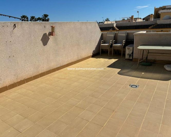 Image No.20-2 Bed Apartment for sale