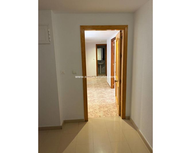 Image No.19-3 Bed Apartment for sale