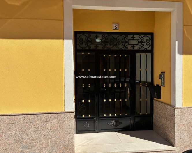 Image No.2-3 Bed Apartment for sale