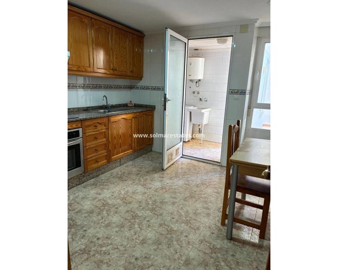 Image No.23-3 Bed Apartment for sale