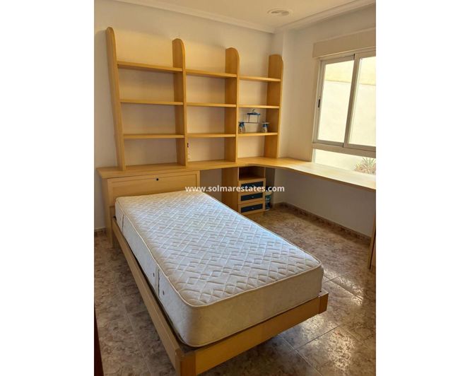 Image No.26-3 Bed Apartment for sale